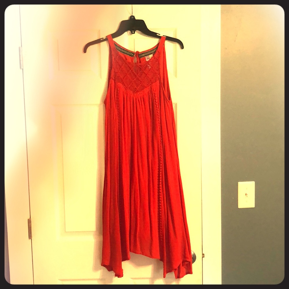 Orangey- red high neck dress